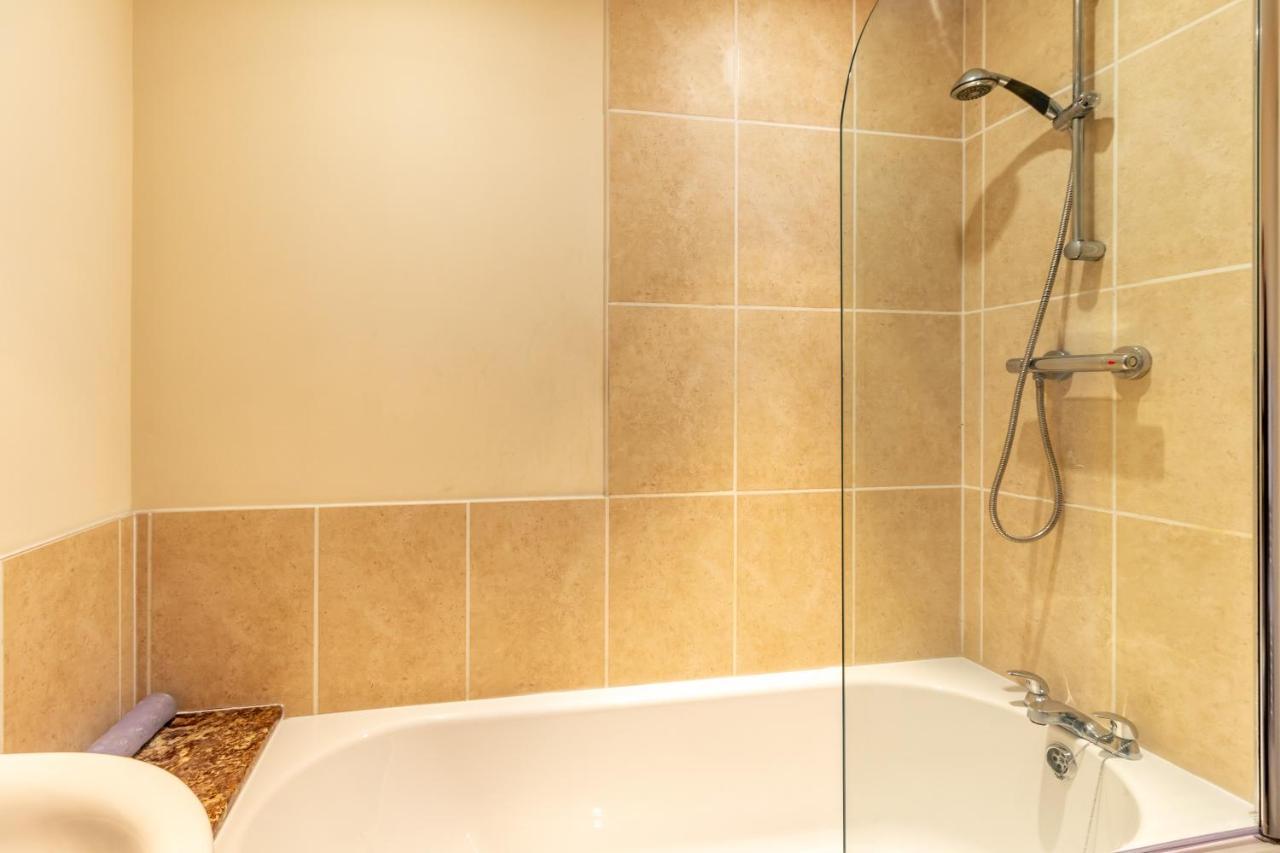 Host & Stay - Hillbrook House Apartment Great Malvern Eksteriør billede